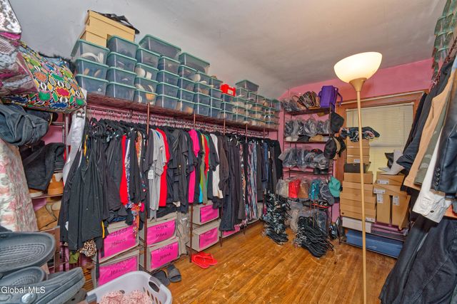 139 5th Avenue, Gloversville, NY 12078