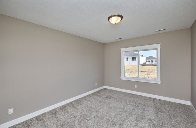 595 NW Georgetown Drive, Waukee, IA 50263