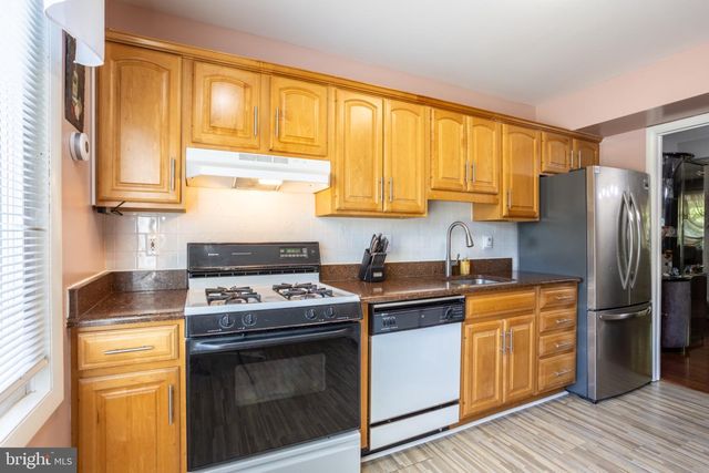 5 BIDEFORD CT, Parkville, MD 21234
