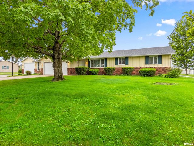 2049 S 4TH Avenue, Morton, IL 61550