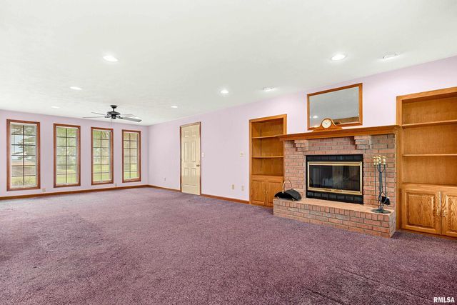 2049 S 4TH Avenue, Morton, IL 61550