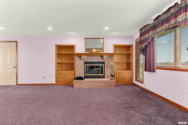 2049 S 4TH Avenue, Morton, IL 61550