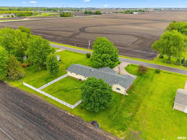 2049 S 4TH Avenue, Morton, IL 61550