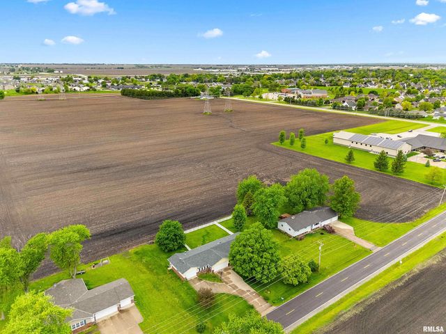 2049 S 4TH Avenue, Morton, IL 61550