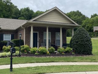 264 Wrennewood Ln, Franklin, TN 37064