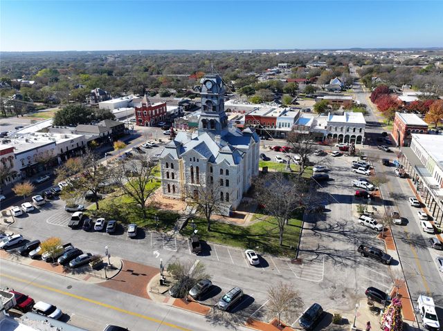 401 E Pearl Street 2204, Granbury, TX 76048