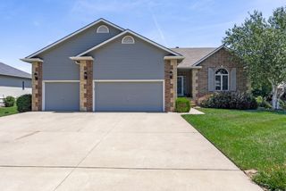 2520 Kinder Dr, El Dorado, KS 67042