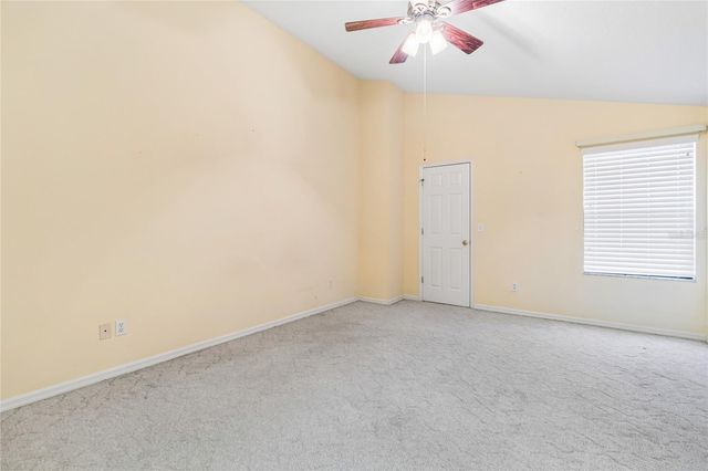 5030 UMBER WAY N, Tampa, FL 33624