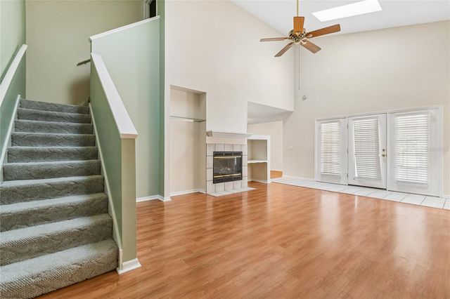 5030 UMBER WAY N, Tampa, FL 33624