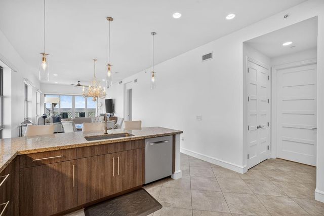 4510 El Mar Drive PH-405, Lauderdale By The Sea, FL 33308