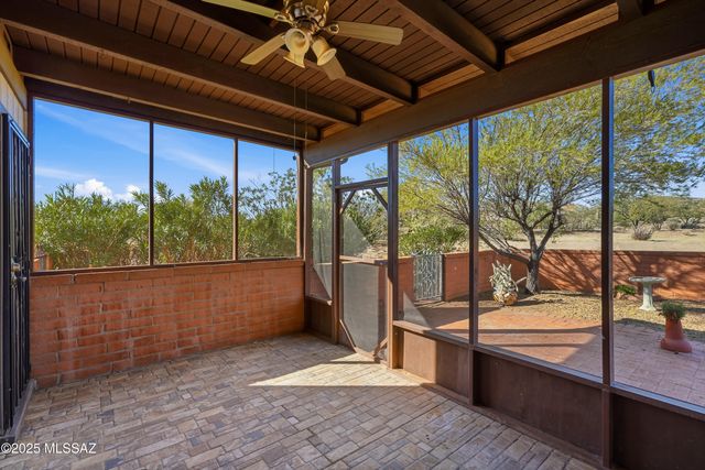 871 N Camino De Luz, Green Valley, AZ 85614