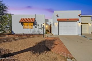 871 N Camino De Luz, Green Valley, AZ 85614