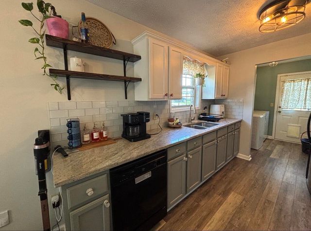 1019 E Irvine Street, Richmond, KY 40475