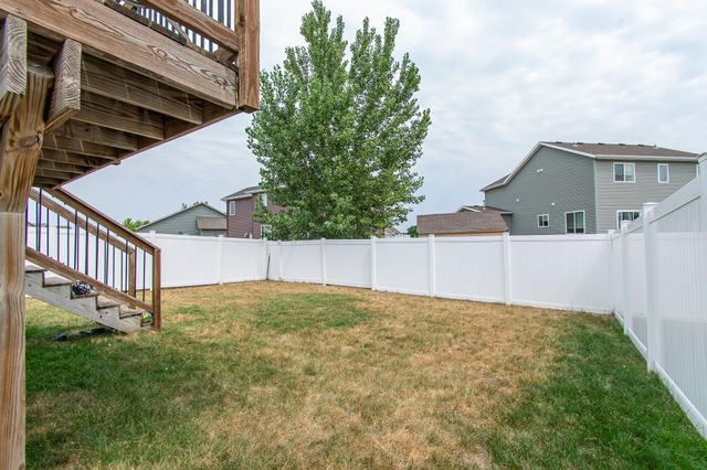 6166 35th Street S, Fargo, ND 58104