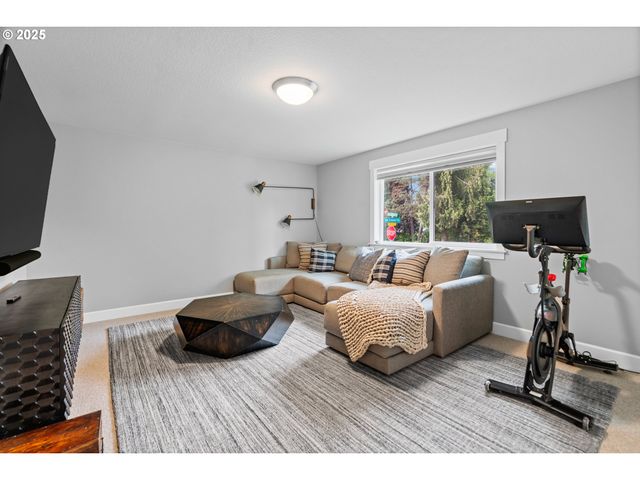 21281 Sw SIMON Ter, Sherwood, OR 97140