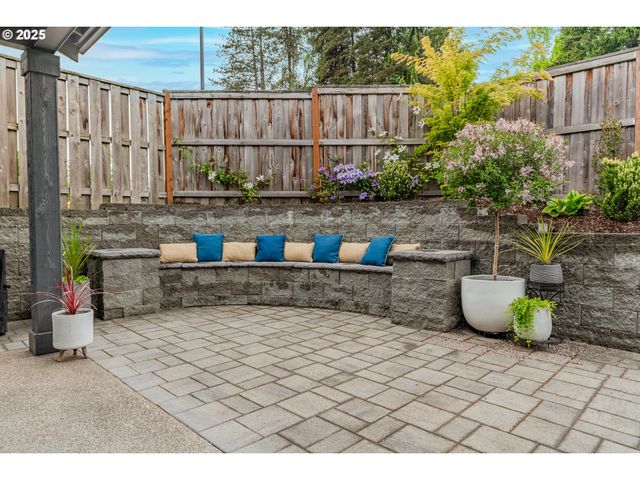 21281 Sw SIMON Ter, Sherwood, OR 97140