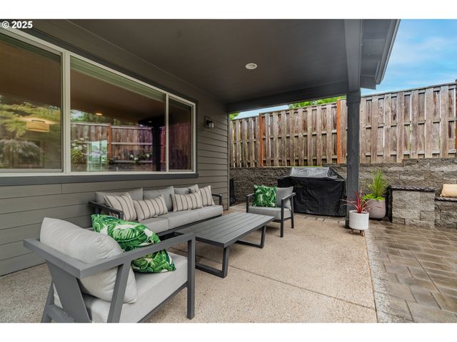 21281 Sw SIMON Ter, Sherwood, OR 97140