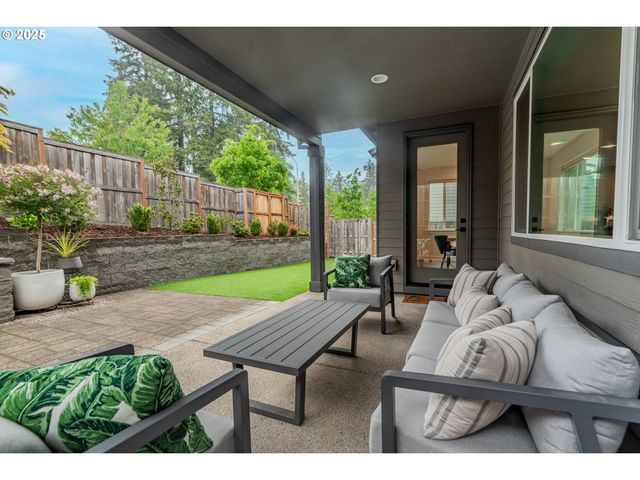 21281 Sw SIMON Ter, Sherwood, OR 97140