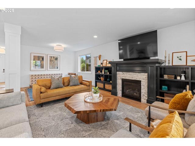 21281 Sw SIMON Ter, Sherwood, OR 97140