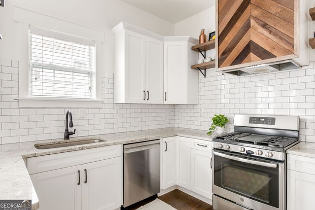 2480 Memorial Drive, Atlanta, GA 30317