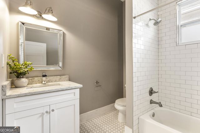 2480 Memorial Drive, Atlanta, GA 30317