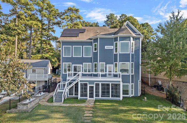 21013 Island Forest Drive, Cornelius, NC 28031