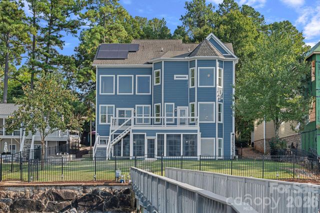 21013 Island Forest Drive, Cornelius, NC 28031