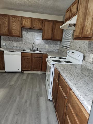 908 Greenlea Drive, North Little Rock, AR 72117