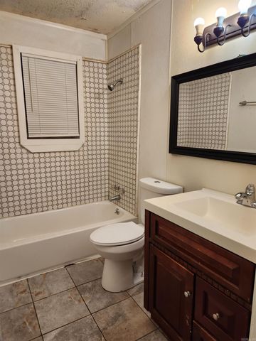 908 Greenlea Drive, North Little Rock, AR 72117