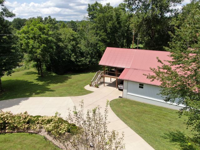 6645 Piney River Rd, N, Bon Aqua, TN 37025