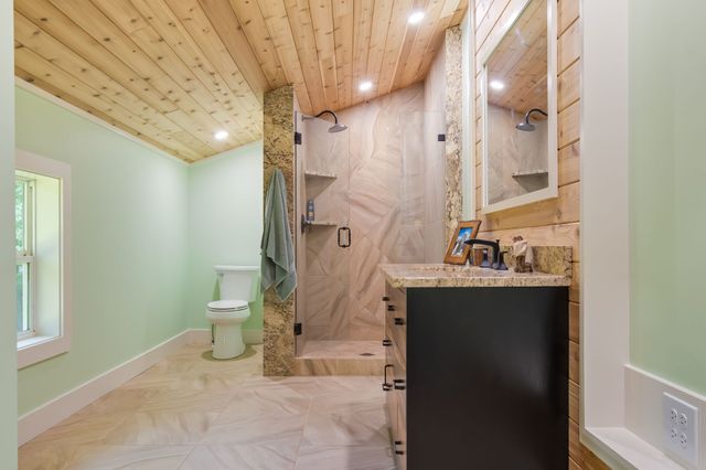 6645 Piney River Rd, N, Bon Aqua, TN 37025