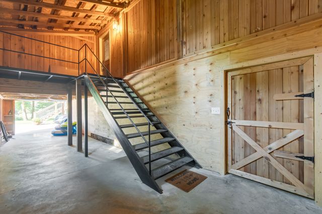 6645 Piney River Rd, N, Bon Aqua, TN 37025
