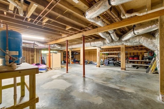 6645 Piney River Rd, N, Bon Aqua, TN 37025