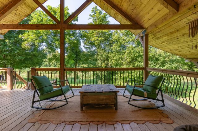 6645 Piney River Rd, N, Bon Aqua, TN 37025