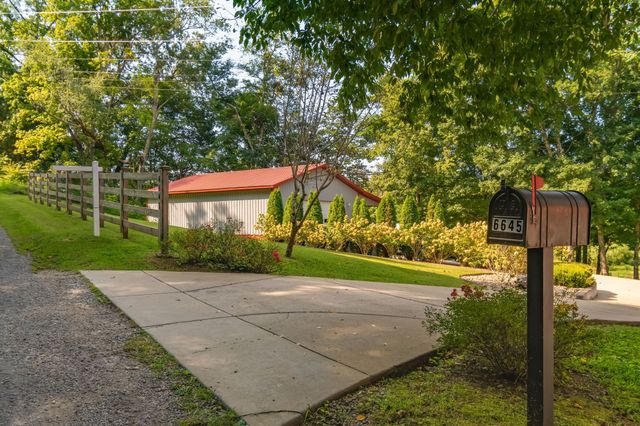 6645 Piney River Rd, N, Bon Aqua, TN 37025