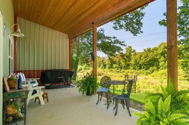 6645 Piney River Rd, N, Bon Aqua, TN 37025
