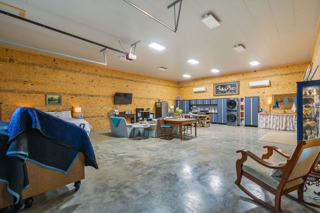 6645 Piney River Rd, N, Bon Aqua, TN 37025