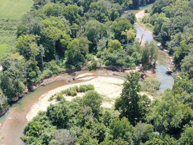 6645 Piney River Rd, N, Bon Aqua, TN 37025