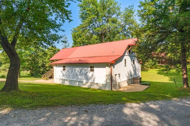 6645 Piney River Rd, N, Bon Aqua, TN 37025