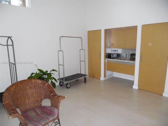 8911 Collins Ave 1102, Surfside, FL 33154