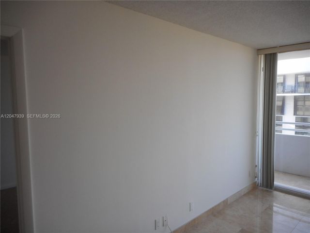 8911 Collins Ave 1102, Surfside, FL 33154
