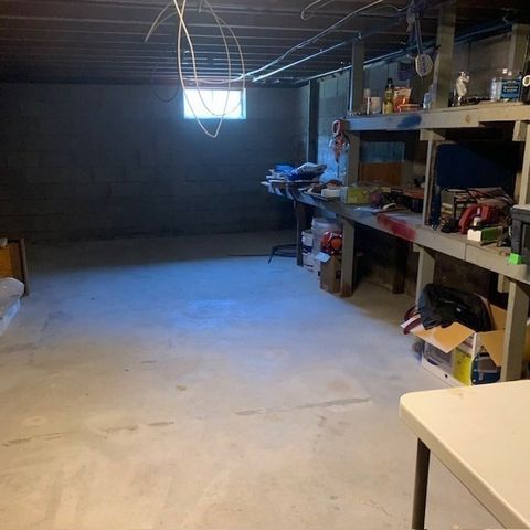 105 Salisbury St 105, Dracut, MA 01826