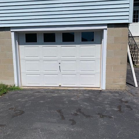 105 Salisbury St 105, Dracut, MA 01826