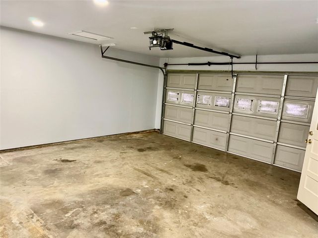 3304 Tanglebriar Drive, Pasadena, TX 77503