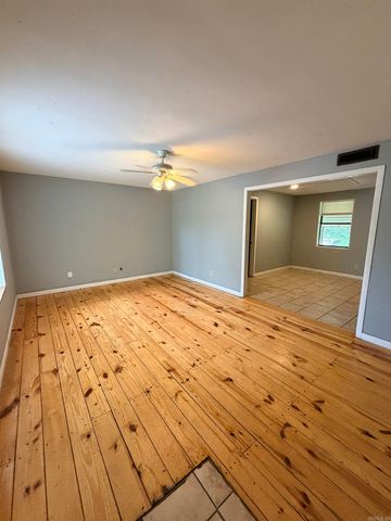 226 Walden, Benton, AR 72015