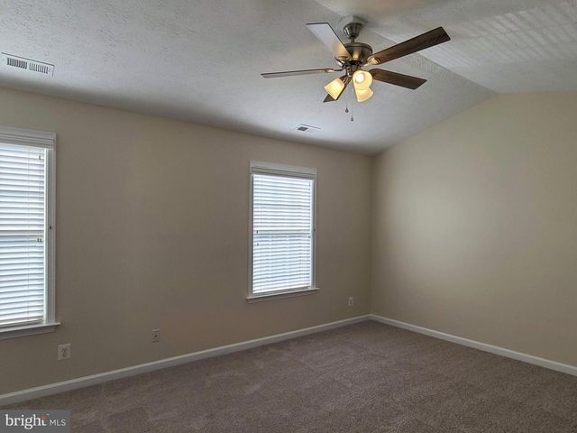 106 REGINA LN, Fredericksburg, VA 22405