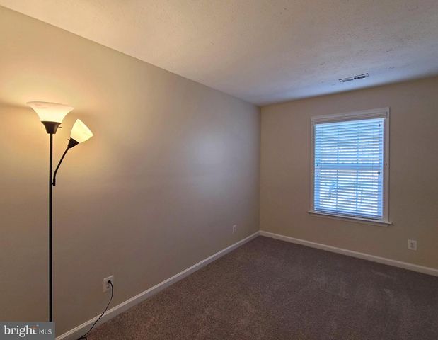 106 REGINA LN, Fredericksburg, VA 22405