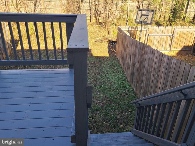 106 REGINA LN, Fredericksburg, VA 22405