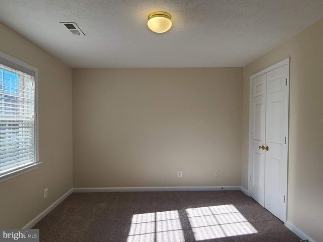 106 REGINA LN, Fredericksburg, VA 22405