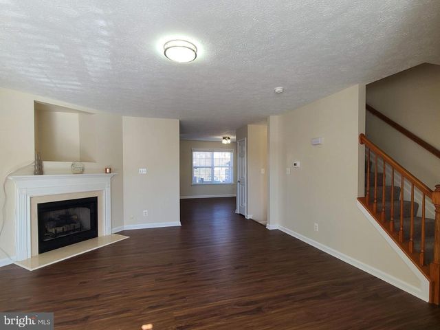 106 REGINA LN, Fredericksburg, VA 22405